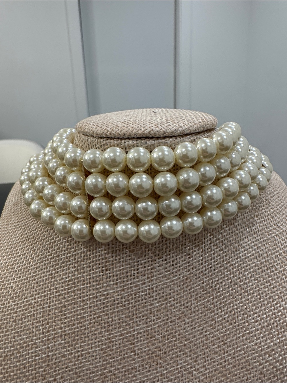 Classic Ivory Pearl Choker Necklace - Women Jewelry
